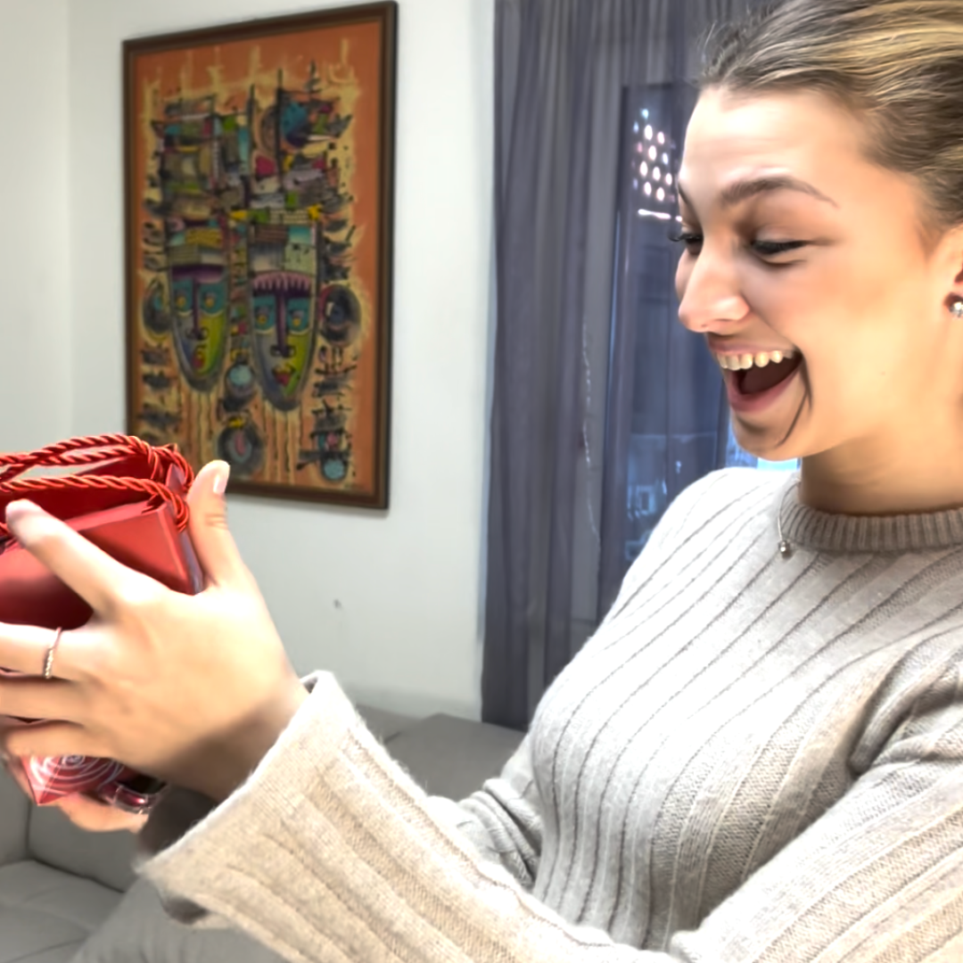 Egyedi gravírozott nyaklánc örök rózsa díszdobozban